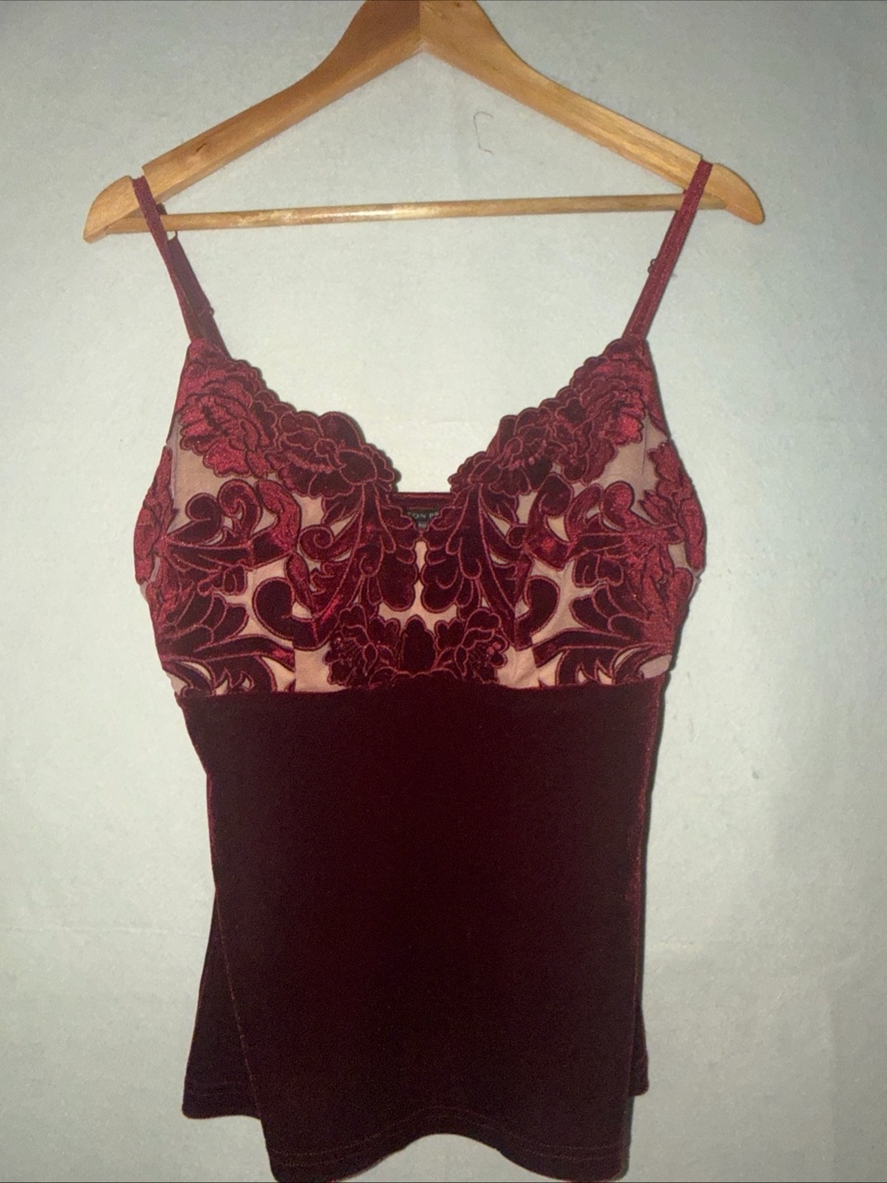Boston proper Sz s Burgundy Velvet Lace Appliqué CamiTop. Dark romanic